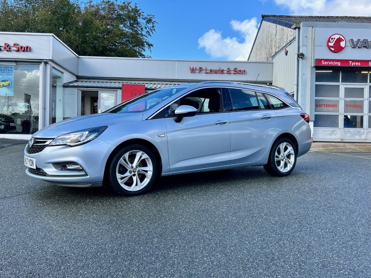 2017 Vauxhall Astra